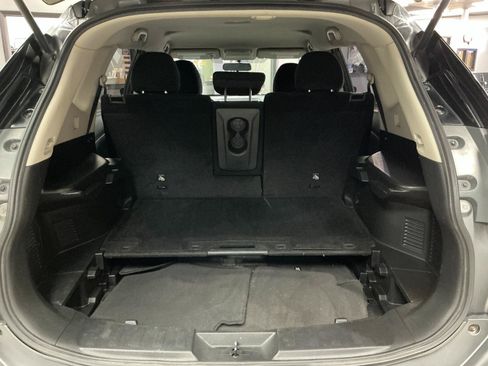 Used 2016 Nissan Rogue S AWD/4WD image 21