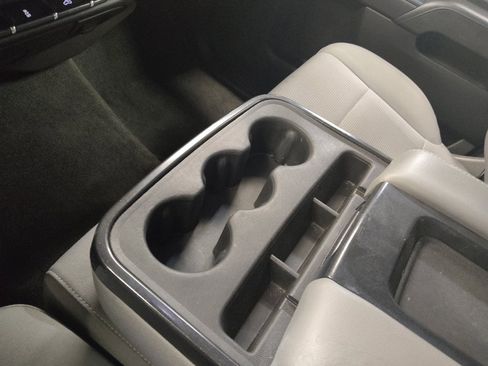 Used 2018 Chevrolet Silverado 1500 Custom w/ Custom Value Package image 26