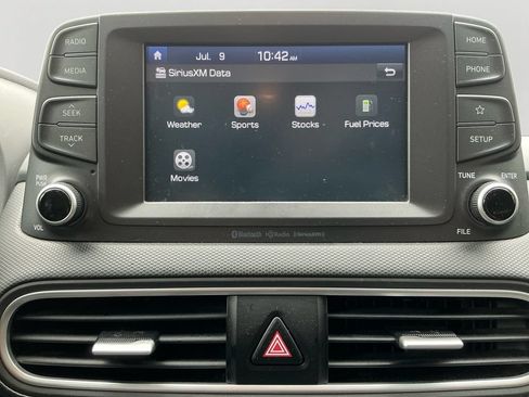 Used 2018 Hyundai Kona SEL AWD/4WD image 17