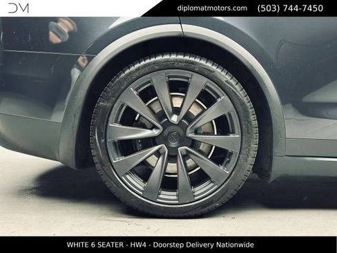 Used 2025 Tesla Model X AWD/4WD image 40