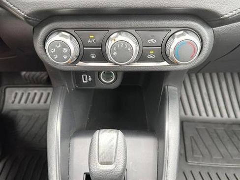 Used 2025 Nissan Versa S w/ S Plus Package FWD image 17