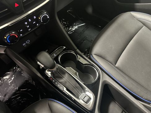 Used 2025 Buick Encore GX Sport Touring w/ Advanced Technology Package image 26