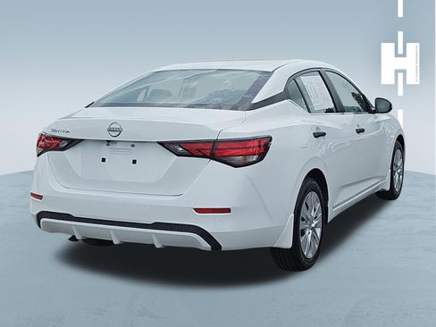 Used 2025 Nissan Sentra S FWD image 4