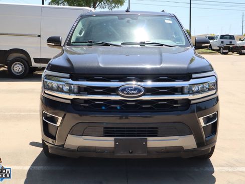 Used 2023 Ford Expedition Max Limited RWD image 9