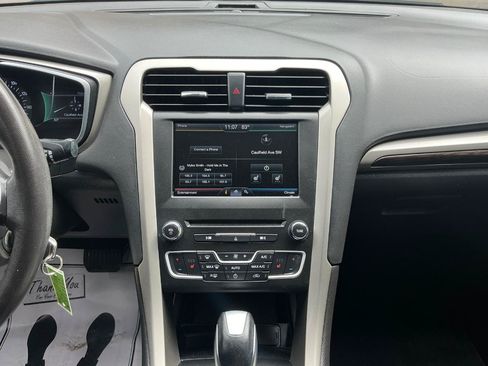 Used 2016 Ford Fusion SE w/ Equipment Group 202A FWD image 20