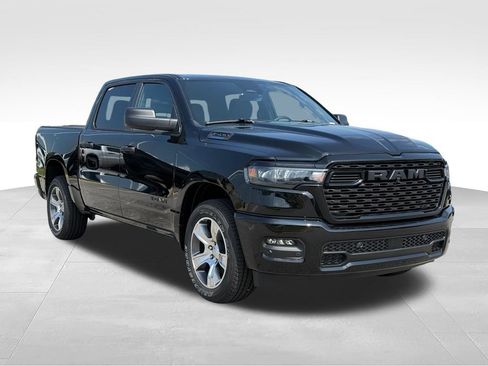 New 2026 RAM 1500 Express RWD image 31