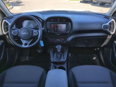 Used 2024 Kia Soul LX w/ Option Group 015 FWD image 14