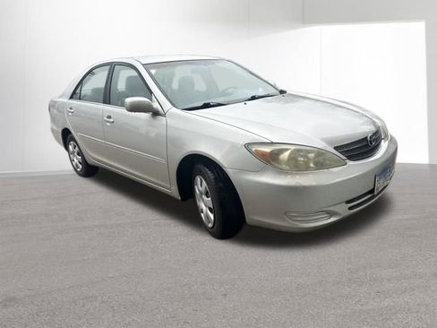 Used 2004 Toyota Camry LE image 4