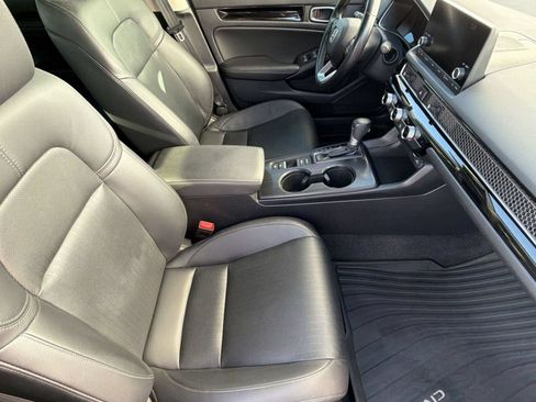 Used 2024 Honda Civic EX-L image 27
