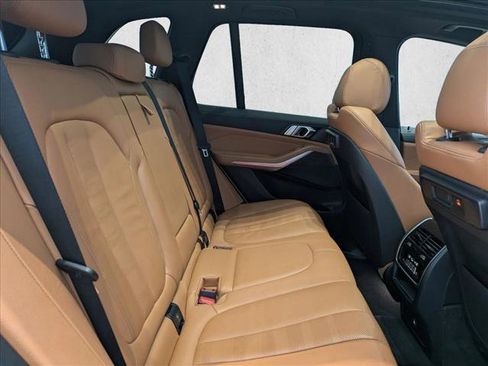 Used 2022 BMW X5 xDrive40i w/ Premium Package image 20
