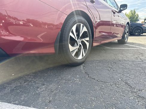 Used 2020 Subaru Legacy Premium AWD/4WD image 5