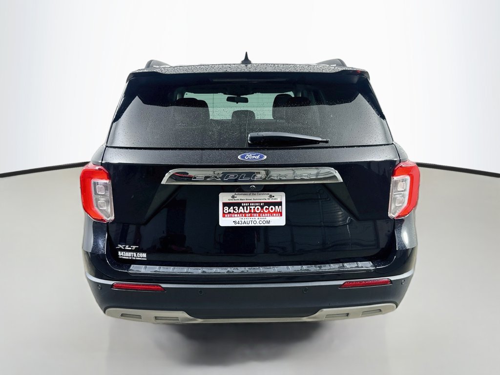 Used 2023 Ford Explorer XLT w/ Equipment Group 202A RWD image 6
