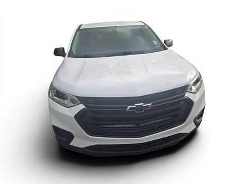 Used 2020 Chevrolet Traverse LS w/ LPO, Black Accent Package FWD image 9