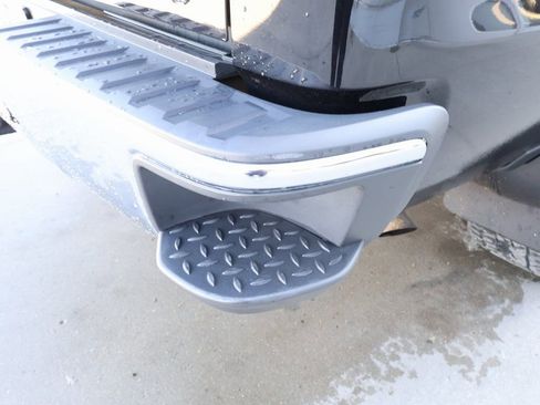 Certified 2017 Chevrolet Silverado 1500 LT w/ LT Convenience Package image 26