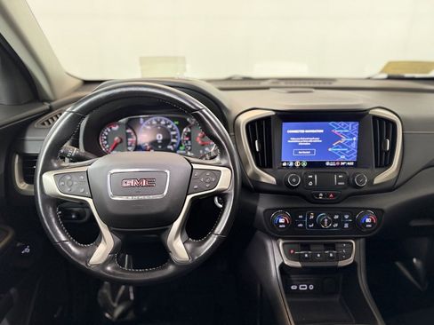 Used 2022 GMC Terrain Denali image 11