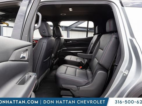 Used 2025 Chevrolet Traverse Z71 AWD/4WD image 19