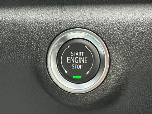 Certified 2025 GMC Terrain Elevation image 18