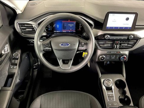 Used 2023 Ford Escape AWD image 7