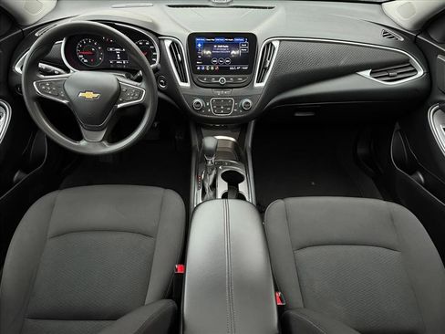 Certified 2024 Chevrolet Malibu LT image 12