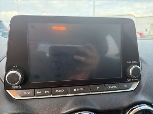 Used 2021 Nissan Sentra SV image 15