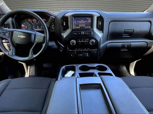 Used 2025 Chevrolet Silverado 2500 Custom w/ Custom Convenience Package AWD/4WD image 8