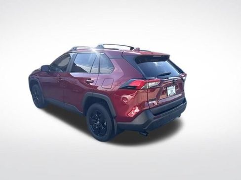 Used 2025 Toyota RAV4 XLE FWD image 5