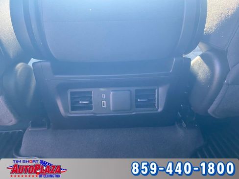 Used 2024 GMC Sierra 1500 Elevation image 28