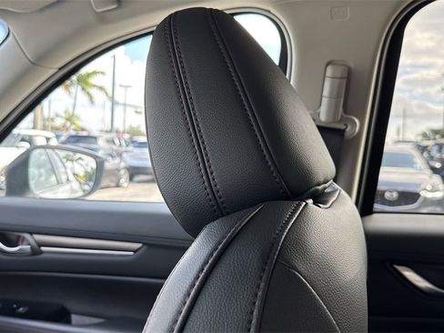 New 2025 MAZDA CX-5 Carbon Edition image 17
