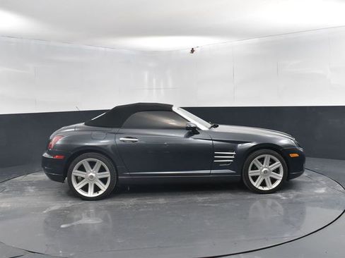 Used 2008 Chrysler Crossfire Limited image 11