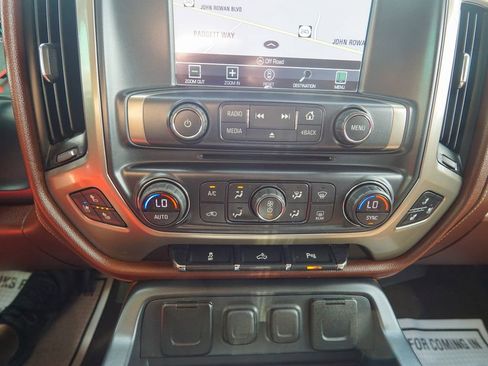 Used 2016 Chevrolet Silverado 2500 High Country AWD/4WD image 25