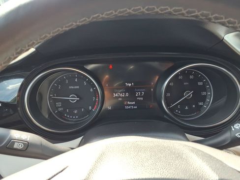 Used 2022 Buick Encore GX Select w/ Sport Touring Package FWD image 29