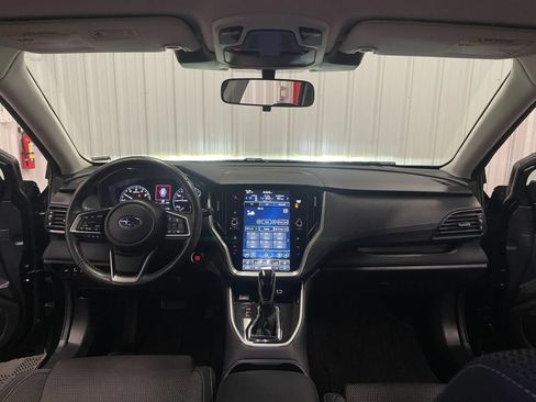 Used 2024 Subaru Outback Premium AWD/4WD image 27
