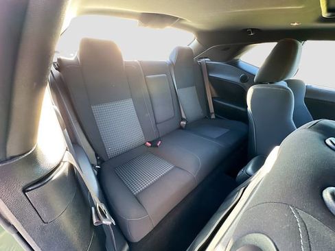 Used 2022 Dodge Challenger R/T w/ T/A Package image 28