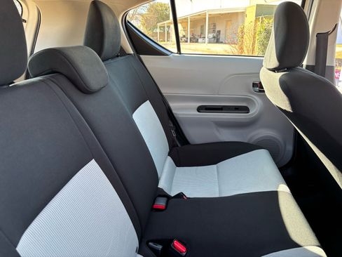 Used 2012 Toyota Prius C Three image 19