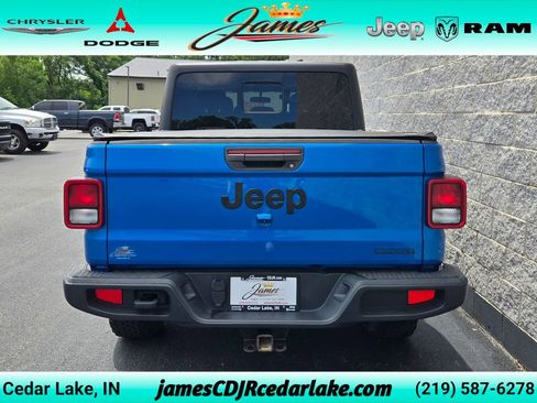 Used 2021 Jeep Gladiator Sport AWD/4WD image 4