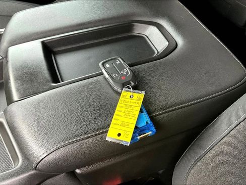 Used 2020 Chevrolet Silverado 1500 LT w/ All-Star Edition image 35