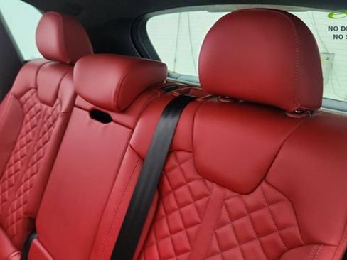 Used 2025 Audi SQ5 Prestige AWD/4WD image 30