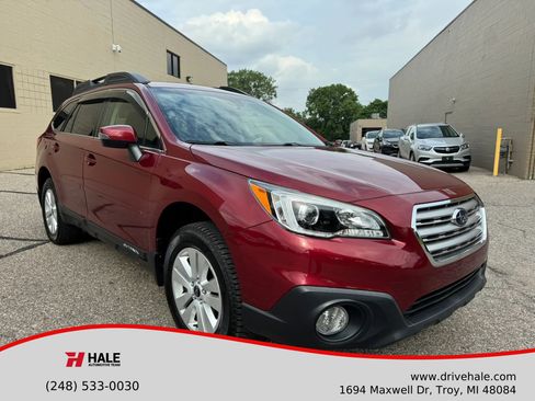 Used 2017 Subaru Outback 2.5i Premium AWD/4WD image 1