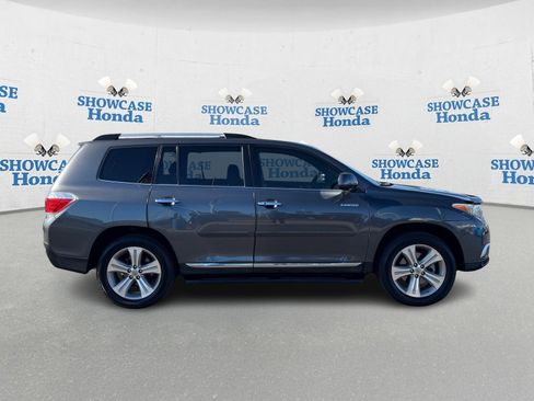 Used 2013 Toyota Highlander Limited image 8