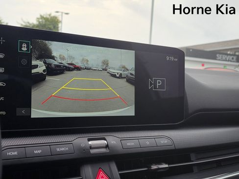 New 2025 Kia K4 GT-Line image 16