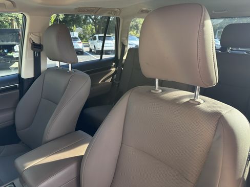 Certified 2023 Lexus GX 460 Premium w/ Premium Package AWD/4WD image 18