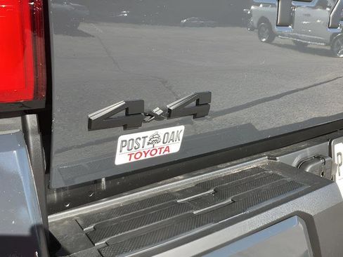 New 2026 Toyota Tacoma TRD Off-Road AWD/4WD image 19