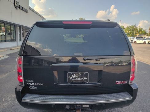 Used 2012 GMC Yukon Denali image 7