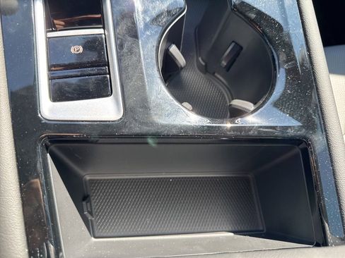 New 2026 Volkswagen Atlas Cross Sport SEL R-Line image 24