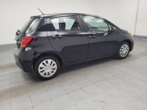 Used 2017 Toyota Yaris L w/ Carpet Mat Package FWD image 10