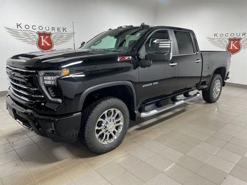 New 2026 Chevrolet Silverado 2500 LT w/ Z71 Chrome Sport Edition image 3