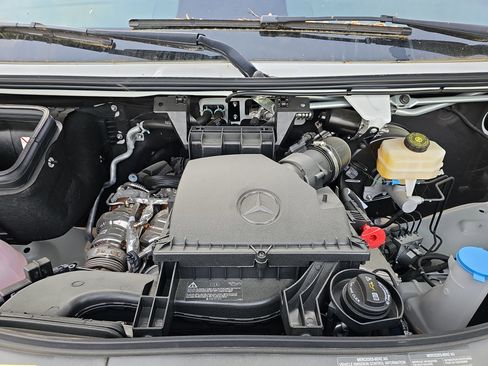 New 2025 Mercedes-Benz Sprinter 2500 image 31