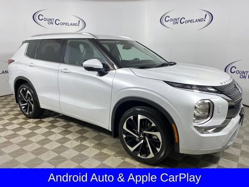 Used 2024 Mitsubishi Outlander SEL AWD/4WD image 9