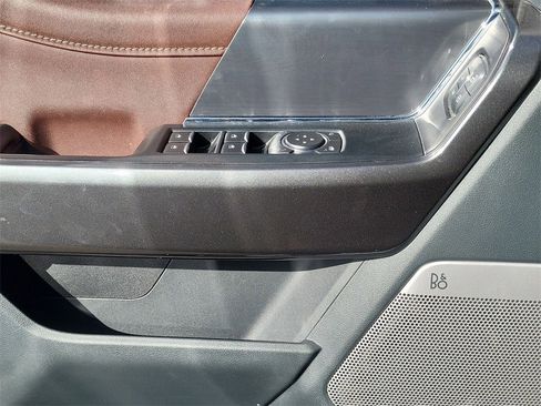 Used 2021 Ford F150 Lariat w/ Equipment Group 502A High image 12