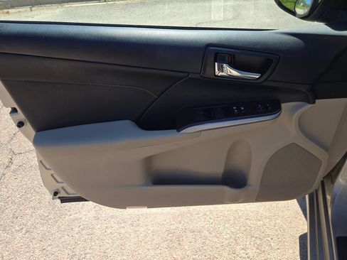 Used 2014 Toyota Camry XLE w/ Leather Package FWD image 17